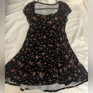 Cute for Fall or Summer dress